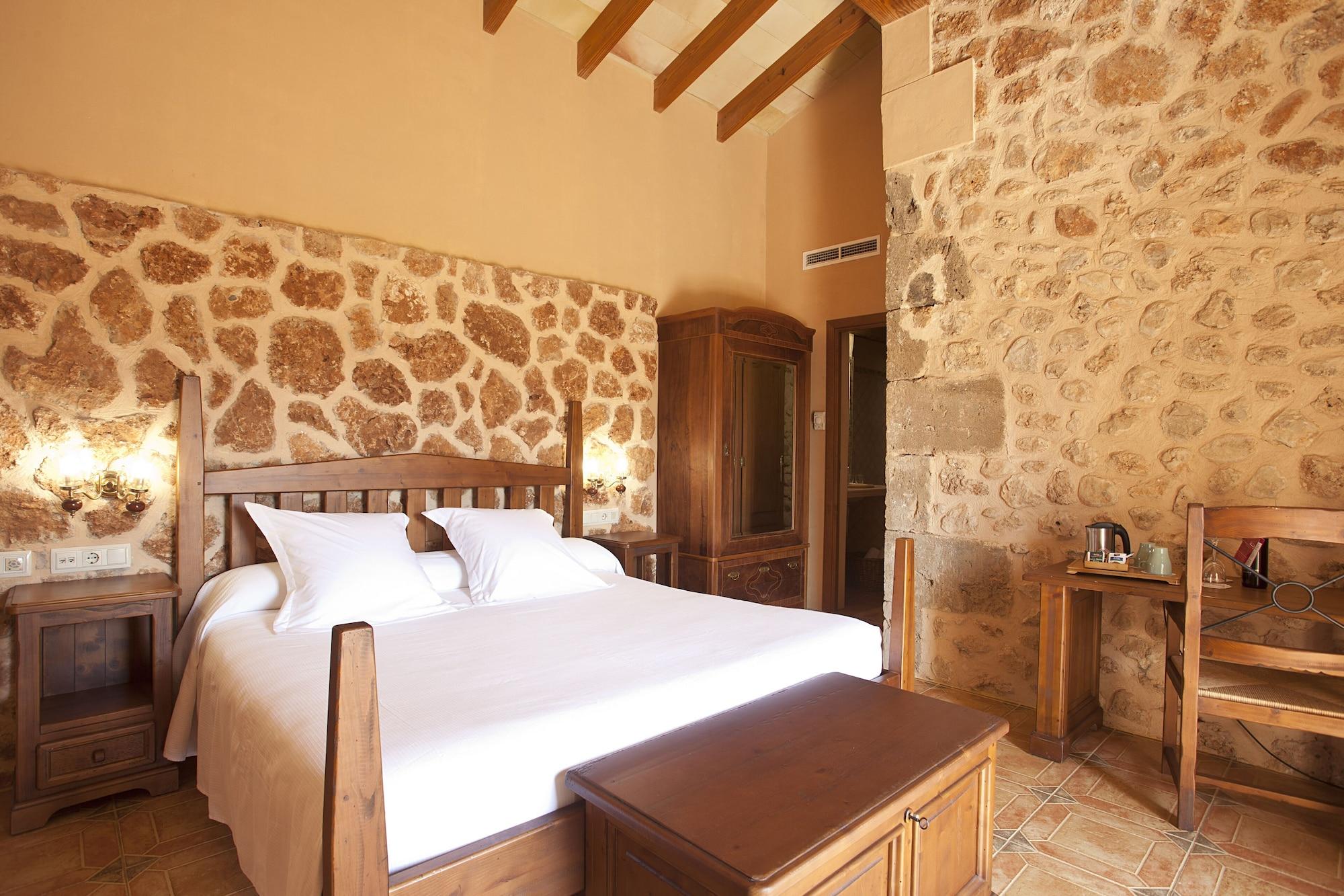 Agroturismo Es Quatre Cantons บินิสซาเล็ม ภายนอก รูปภาพ