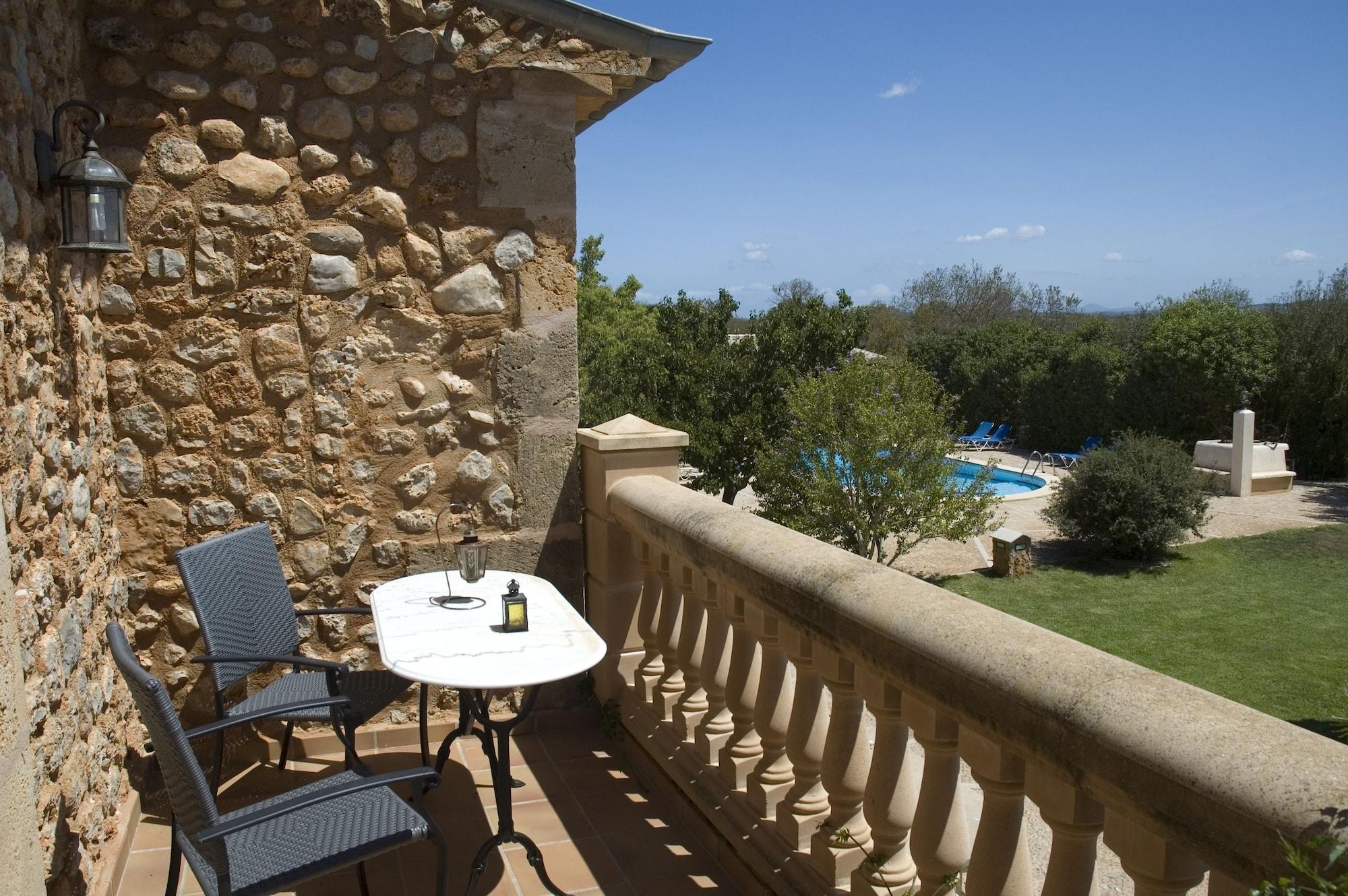Agroturismo Es Quatre Cantons บินิสซาเล็ม ภายนอก รูปภาพ