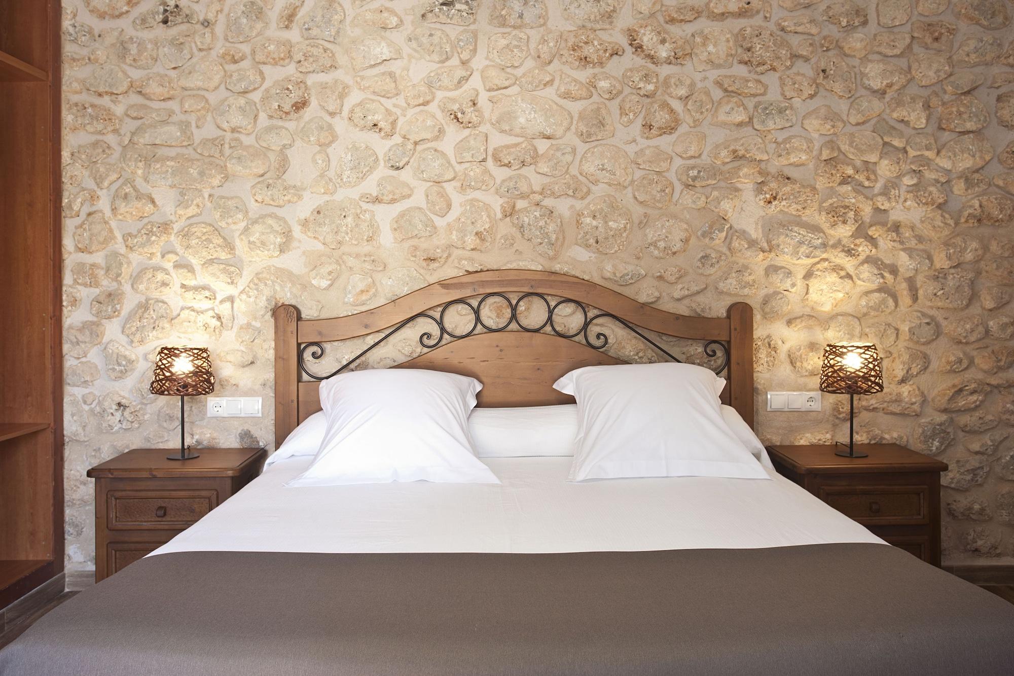 Agroturismo Es Quatre Cantons บินิสซาเล็ม ภายนอก รูปภาพ