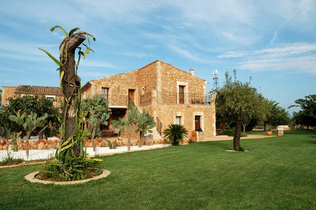 Agroturismo Es Quatre Cantons บินิสซาเล็ม ภายนอก รูปภาพ