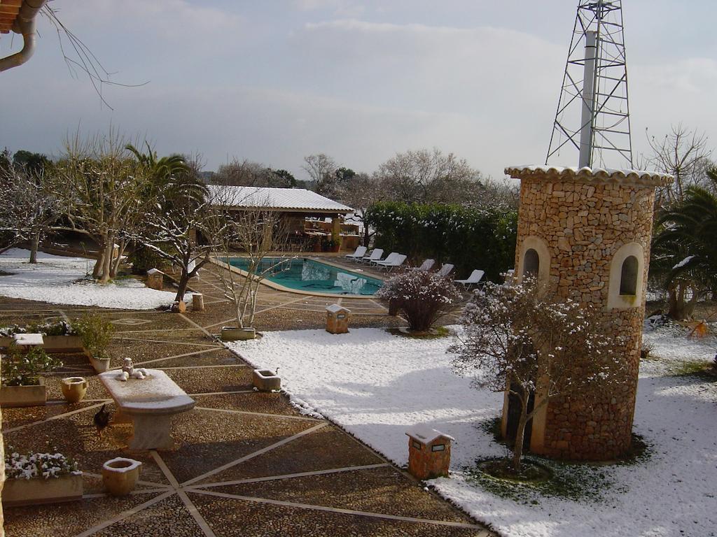 Agroturismo Es Quatre Cantons บินิสซาเล็ม ภายนอก รูปภาพ